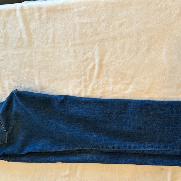 Ann Taylor LOFT Women's Denim Boyfriend  Jeans Size 8 Medium Wash Mid Rise - Picture 5 of 8
